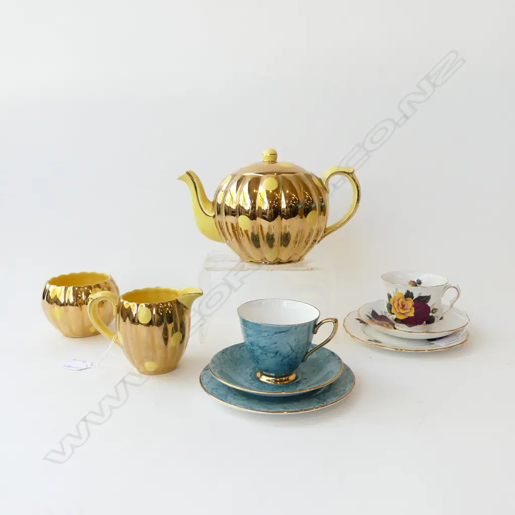 3 PC GIBSON TEASET & 2 CSP SETS Image 1++