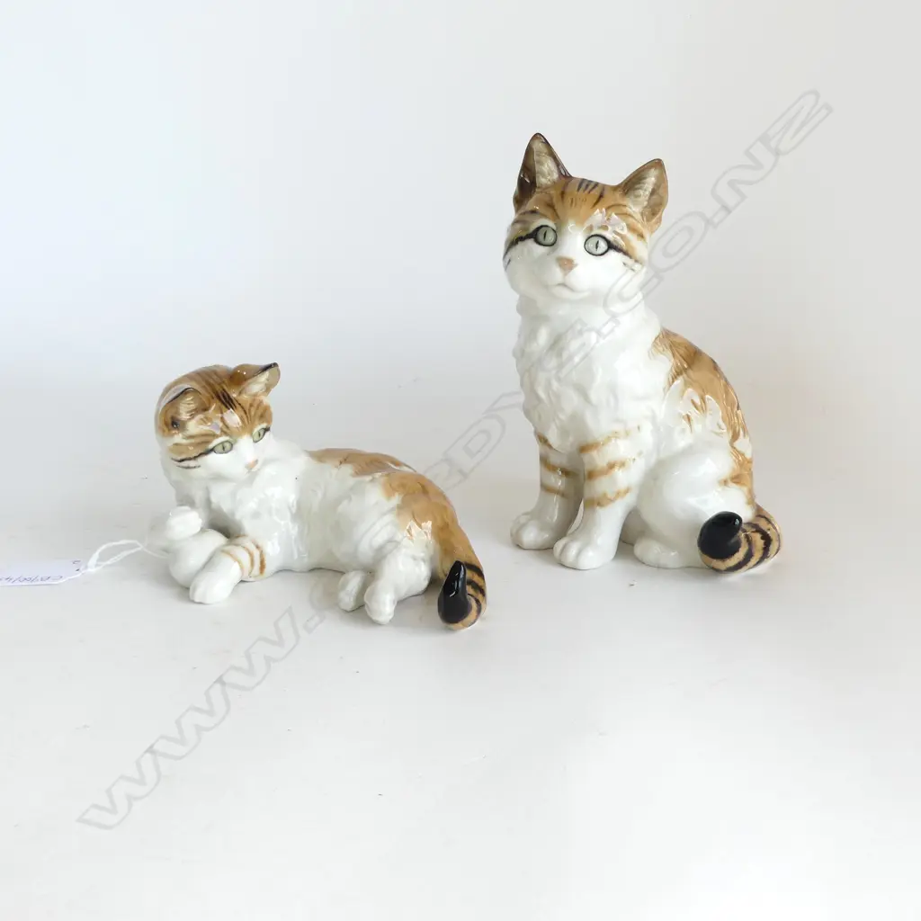 2 HUTSCHENREUTHER CATS H.170mm Image 1++
