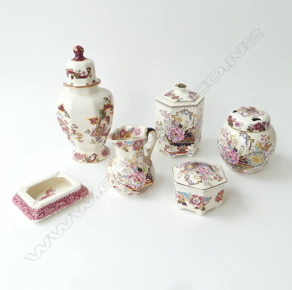 6 PCES RED MASONS; 'BELVEDERE' ETC H.240mm Image 1++
