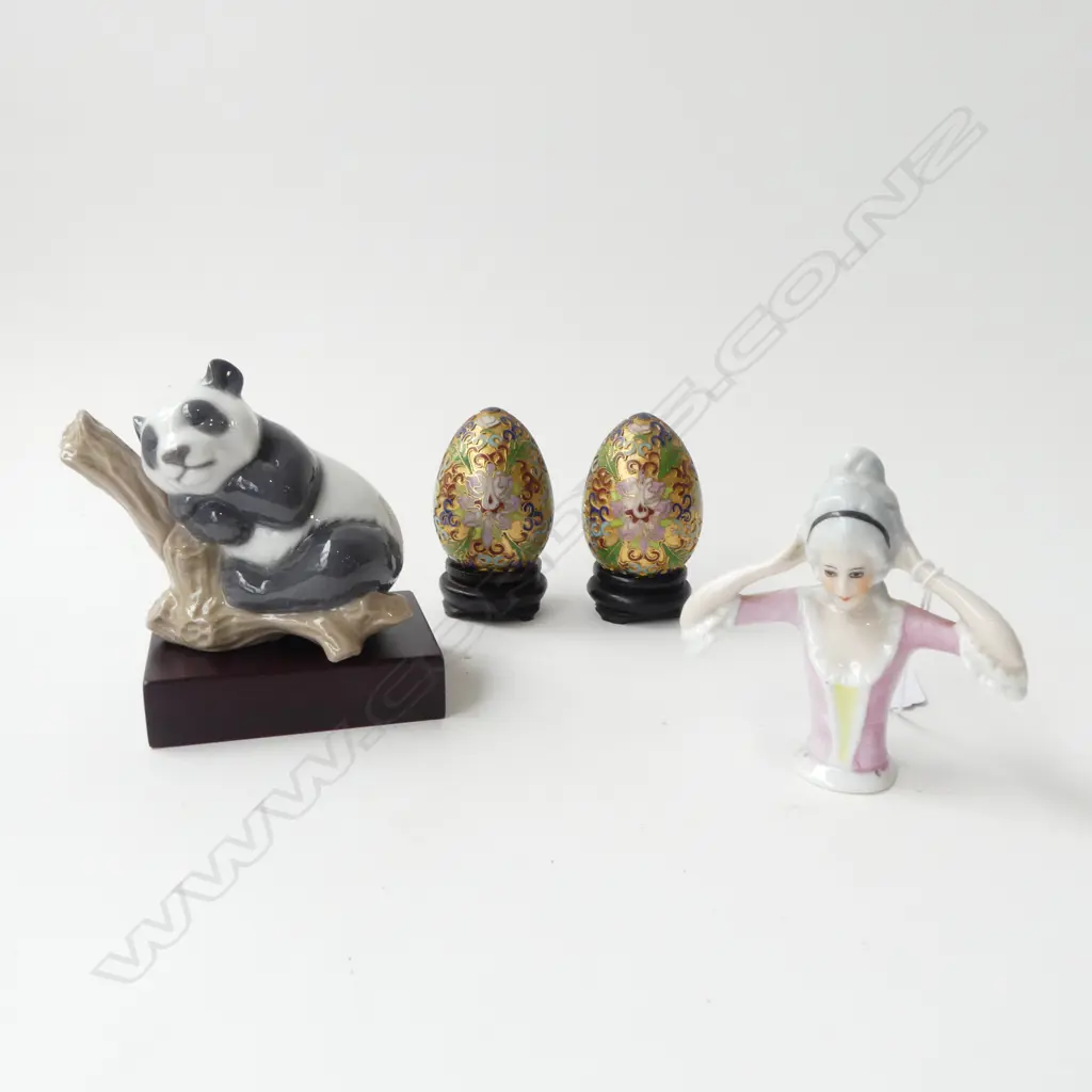 PR CLOISONNE EGGS, LLADRO PANDA, HALF DOLL H.90mm Image 1++