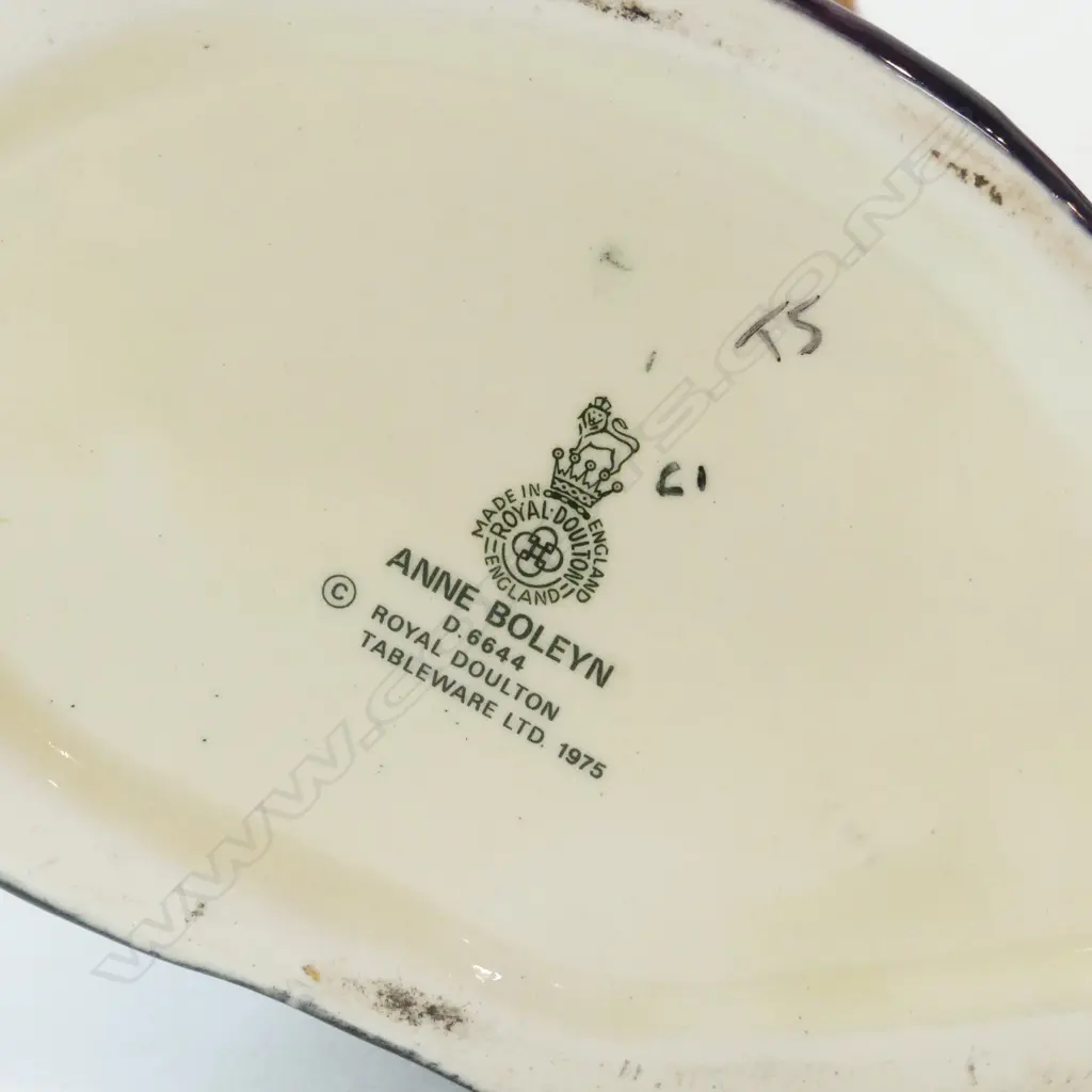 2 ROYAL DOULTON CHARACTER JUGS; VETERAN MOTORIST, ANNE BOLEYN H.190mm Image 1++