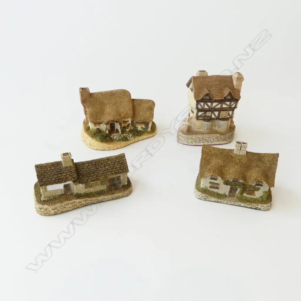 4 DAVID WINTER COTTAGES; WINE MERCHANT, ROSE COTTAGE, DOWER HOUSE, BLACKSMITHS H.95mm Image 1++