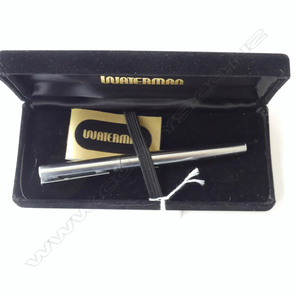 VINTAGE WATERMAN FOUNTAIN PEN IN BOX WITH LABEL UNUSED Image 1++