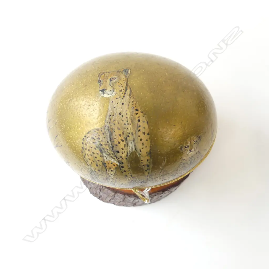 HANDPAINTED OSTRICH EGG TRINKET BOX [REPAIR] Image 1++