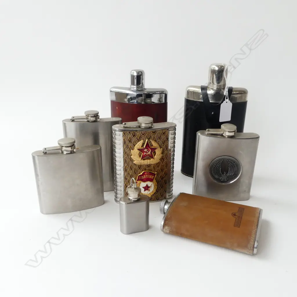 8 HIP FLASKS Image 1++