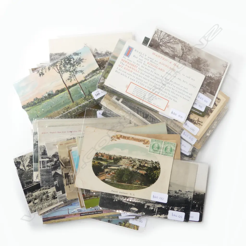 SELECTION OF ANTIQUE AND VINTAGE PARNELL POSTCARDS Image 1++
