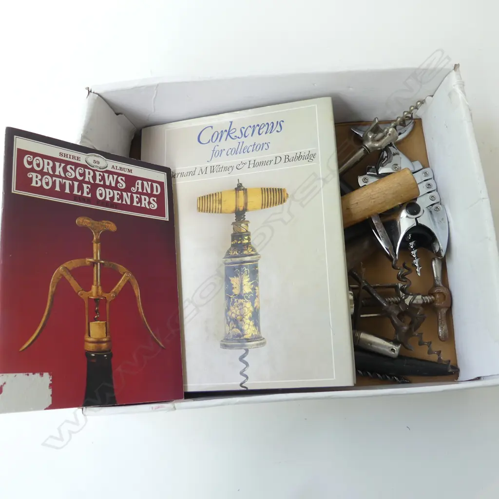 CORKSCREW COLLECTION & 2 BOOKS Image 1++