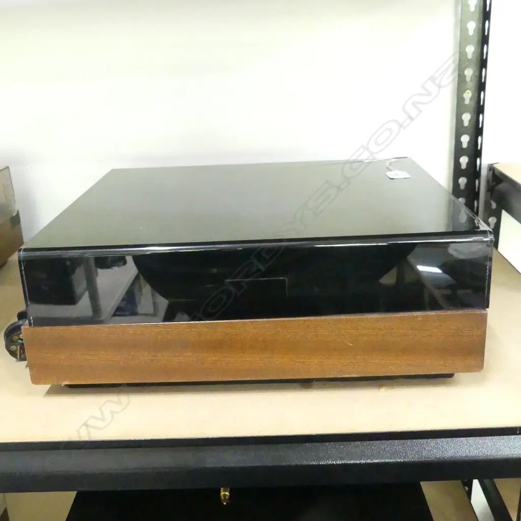 DUAL 1228 TURNTABLE, (BROKEN COVER) Image 1++