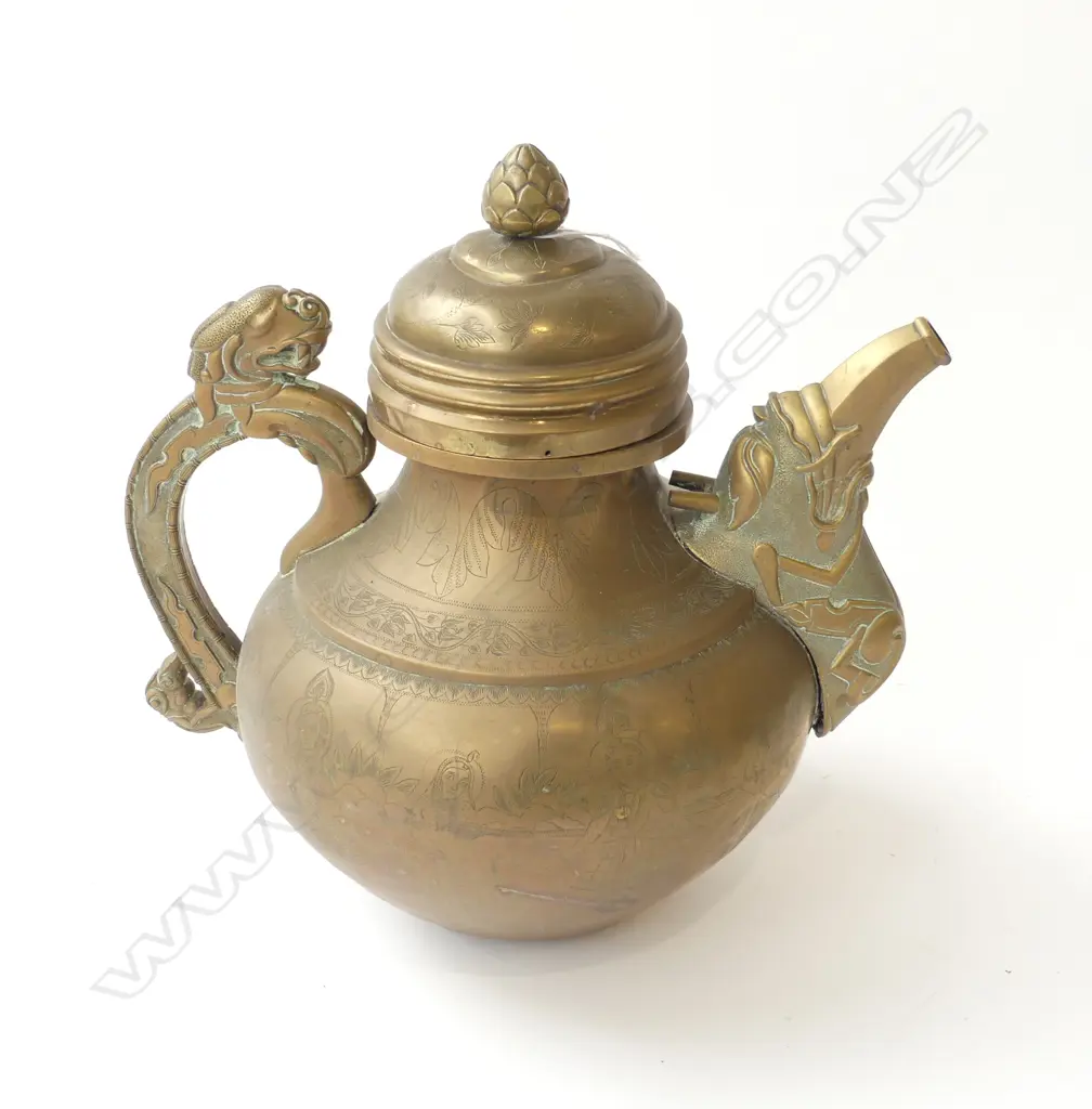 LG BRASS TEAPOT Image 1++