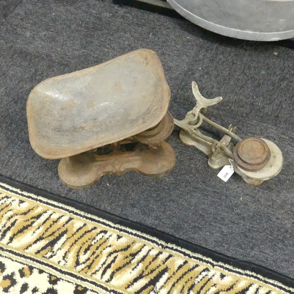 2 VINTAGE SCALES + 7 WEIGHTS Image 1++
