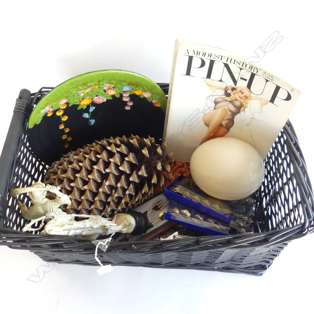 CANE BASKET  EP CUTLERY PIN UP BOOK PINE CONE EGG  ETC Image 1++