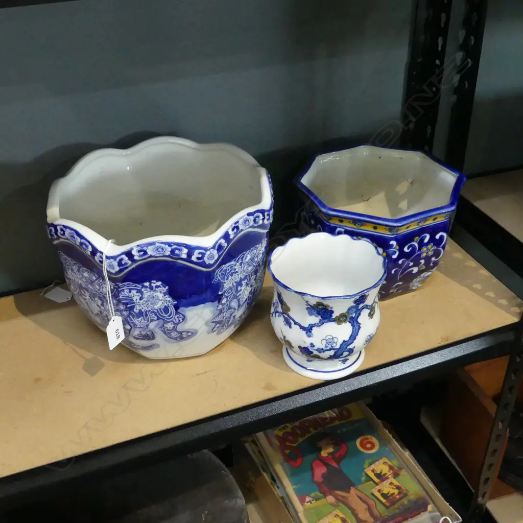 3 ORIENTAL STYLE PLANT POTS Image 1++