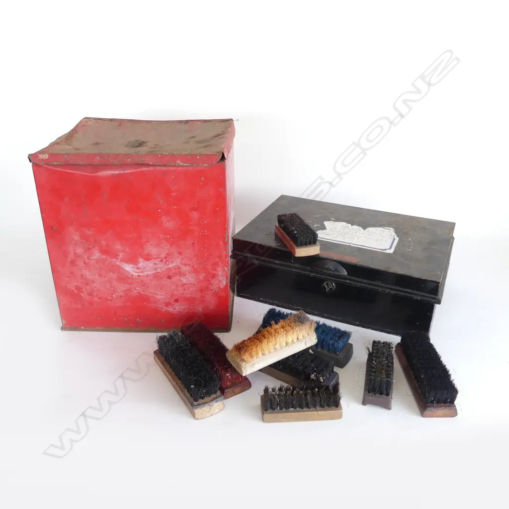 2 METAL BOXES; RED H.250mm, & BLACK W.305mm Image 1++