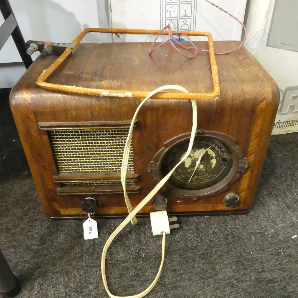 DECO 'MODERNE' RADIO W.410mm Image 1++