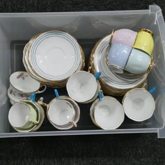 3 ENGLISH TEASETS