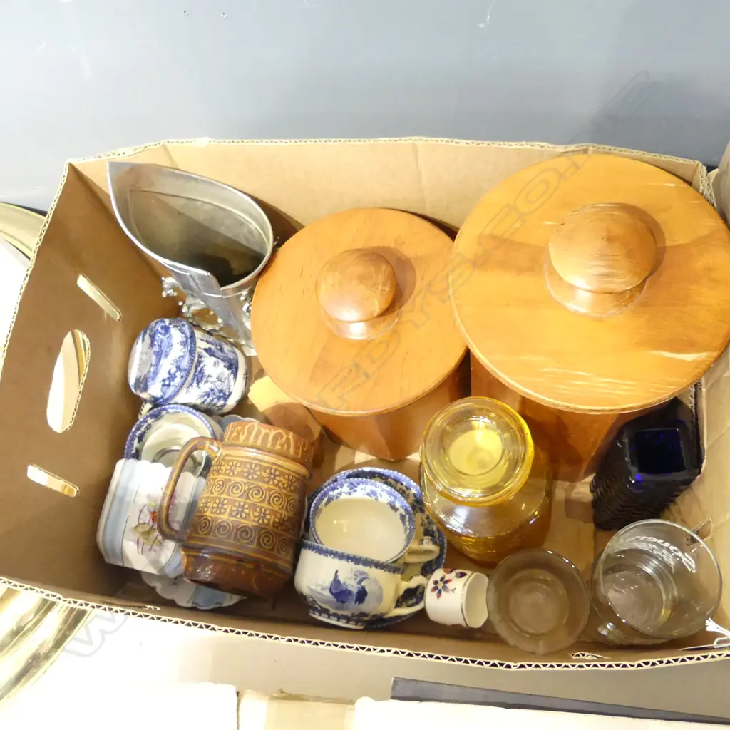 ASST. CHINA, RETRO GLASS & WOODWARE ETC Image 1++