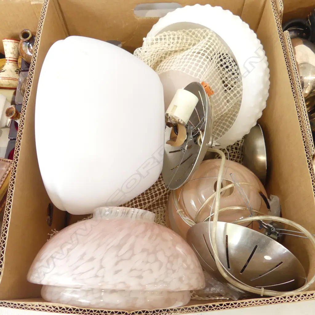 LIGHT SHADES, DECO ETC Image 1++