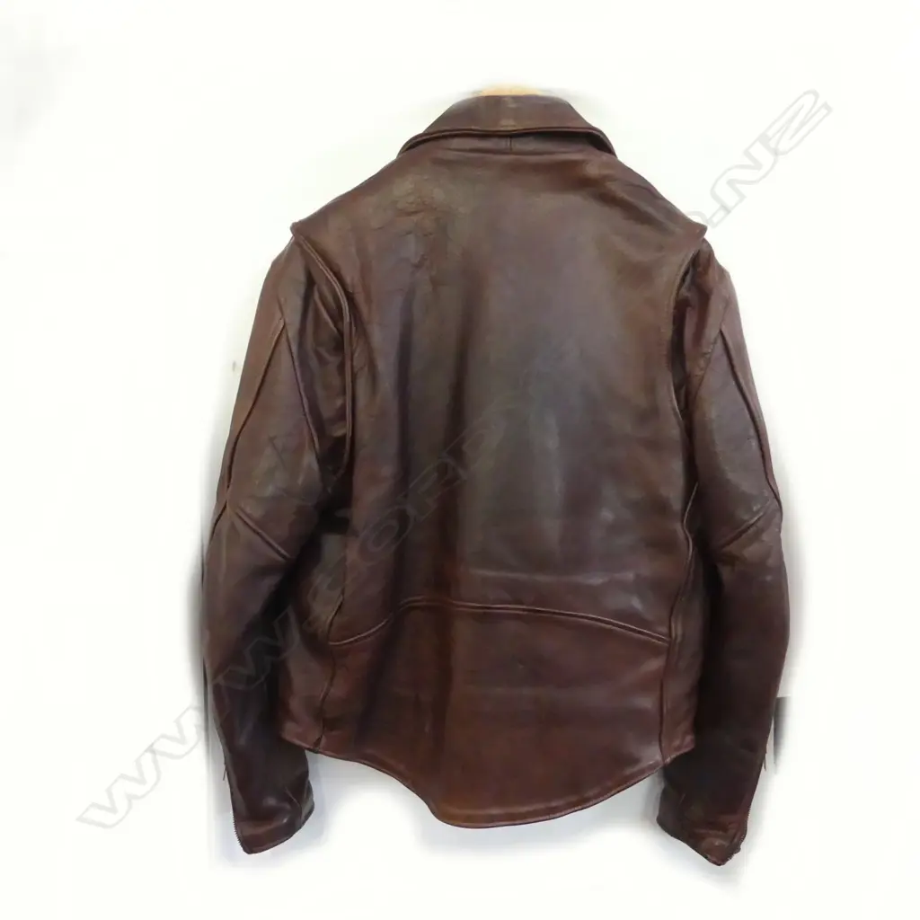 VINTAGE CUSTOM MADE HEAVY HORSEHIDE JACKET, CHESTNUT COLOUR, SIZE 42, NO LABEL Image 1++