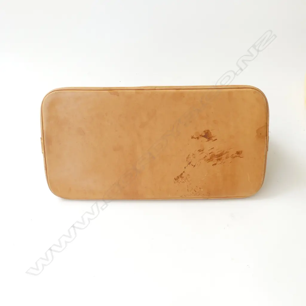 LOUIS VUITTON HANDBAG 330x170x230mm + DUST BAG some wear (If this bag is not real it is a superior copy) Image 1++