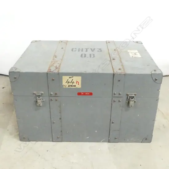 CASED 25 INCH TV3 MOVIE CAMERA LENS  BOX L530X380MM