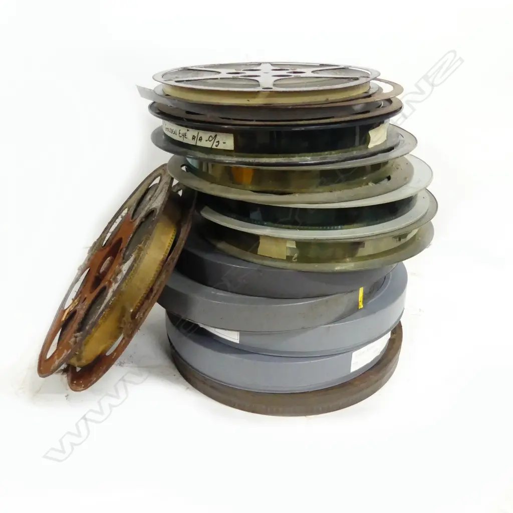 35MM FILMS SPOOL REELS, GOLDEN EYE ETC Image 1++
