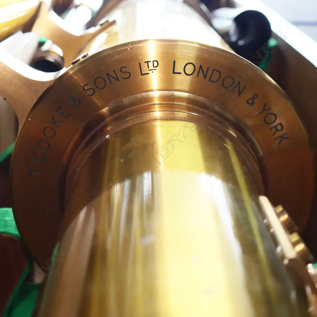 A rare Victorian Thomas Cooke & Sons large 6-inch Equatorial brass telescope, Image 1++