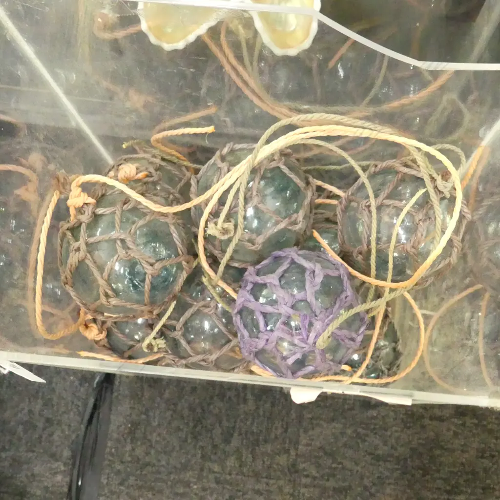 21 OLD GLASS BALL FISHING FLOATS (NOT CONTAINER) APPROX DIA. 80MM. Image 1++