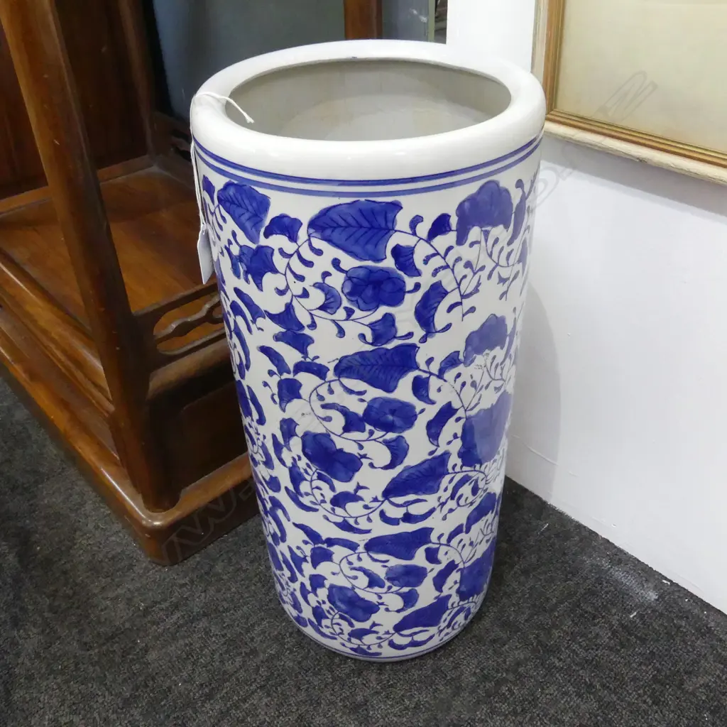 B/W UMBRELLA STAND H.460mm Image 1++