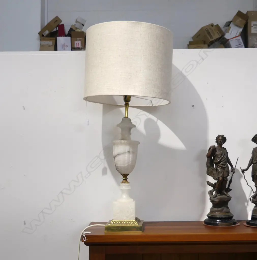 LG TABLE LAMP ON ONYX BASE, H.810mm Image 1++