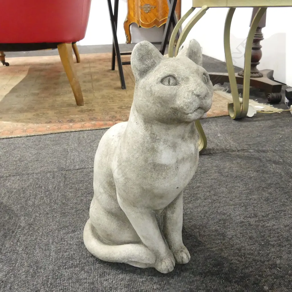 Concrete Small Sitting Cat H.360mm.10kg Image 1++