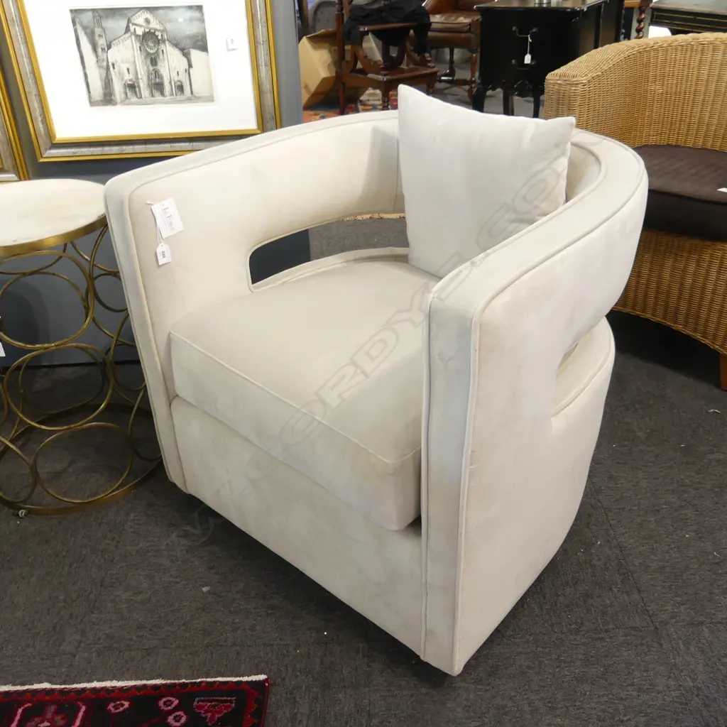 LE FORGE 'TORONTO' SWIVEL ARMCHAIR IN PEARL VELVET Image 1++