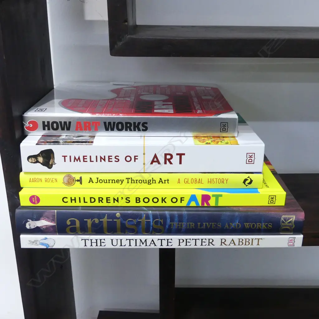 6 BOOKS; ART (YOUNG READERS) Image 1++