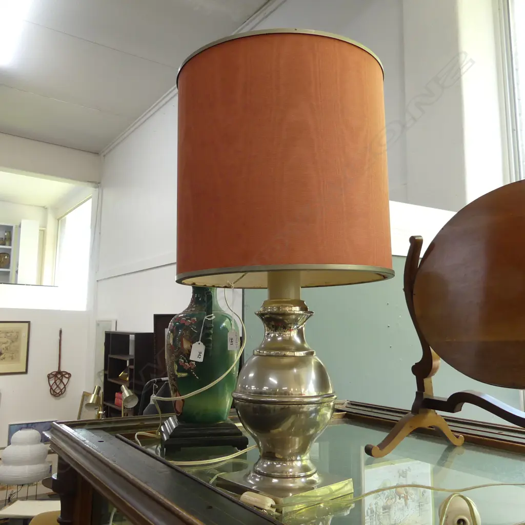 TABLE LAMP w. SILVER METAL BASE, PINK SILK SHADE H.615mm Image 1++