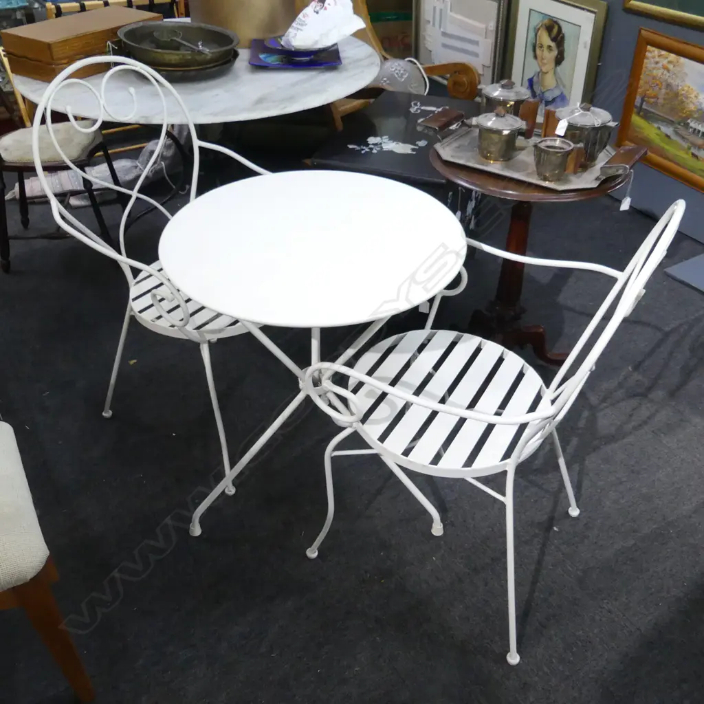 3 PCE WHITE METAL PATIO SET; TABLE 605mm dia & 2 CHAIRS Image 1++