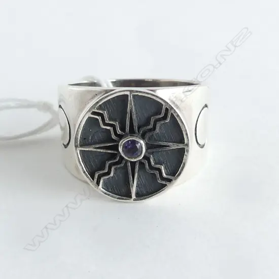 SILVER AMETHYST SUN WORSHIP RING (NEW) SIZE S to T