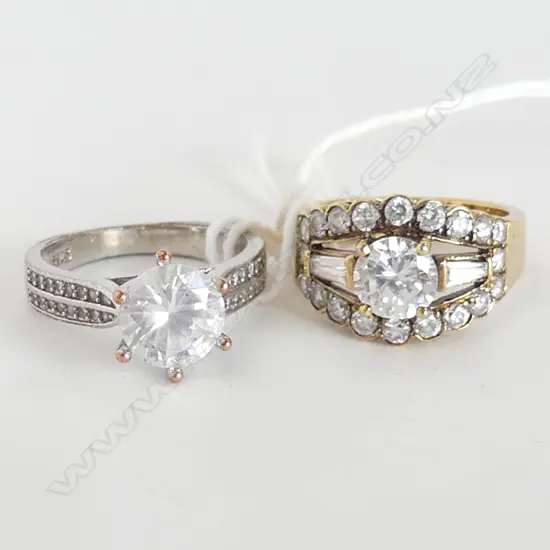 2 x COSTUME JEWELLERY RINGS SIZE L  & M