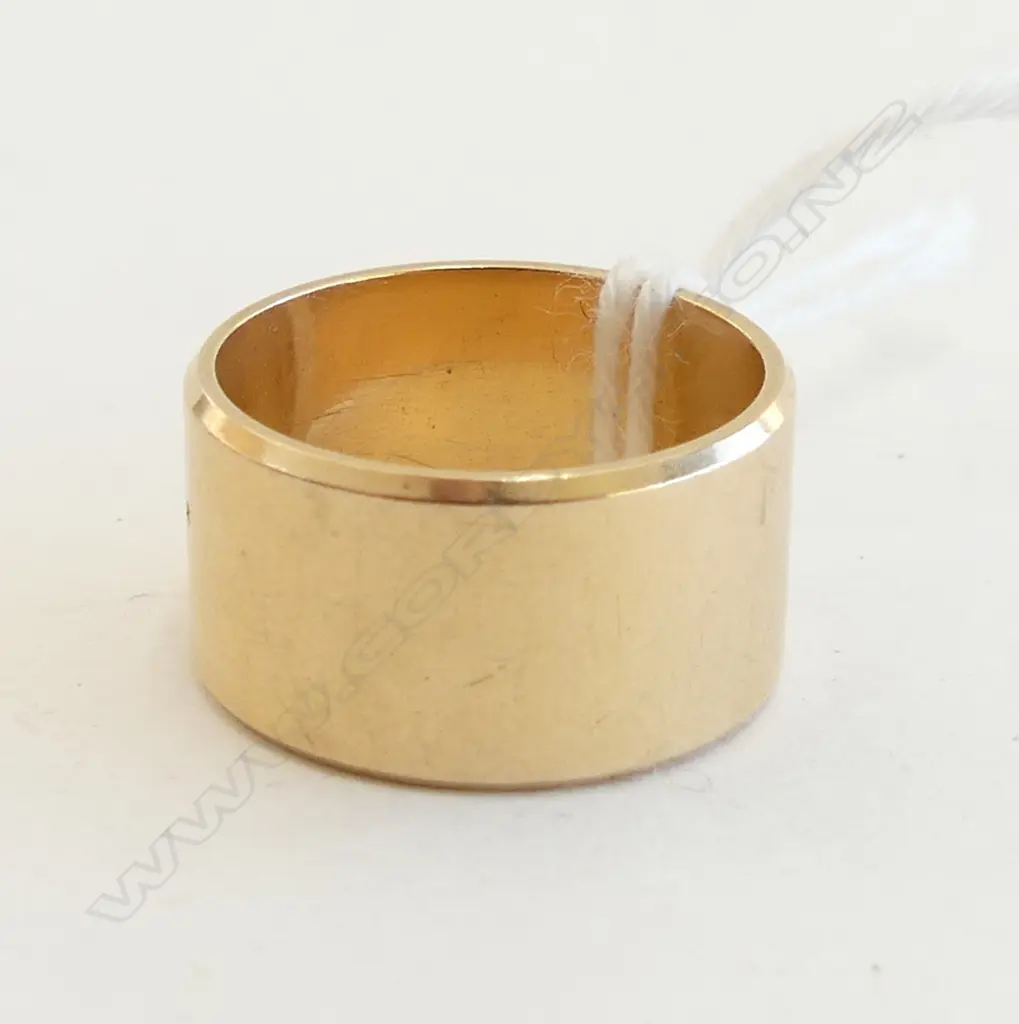 18CT rose GOLD WIDE BAND RING, 9.1gms SIZE L Image 1++