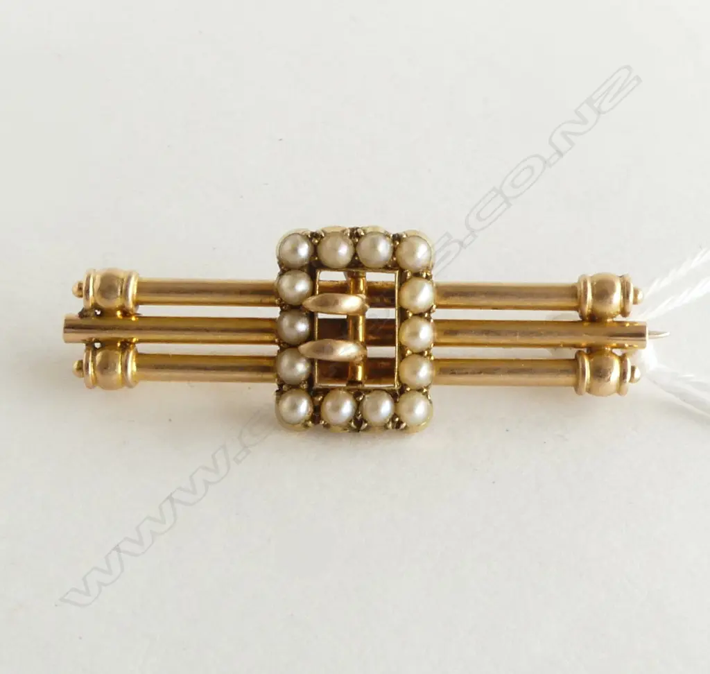 15ct GOLD BROOCH, 3.8 gms Image 1++