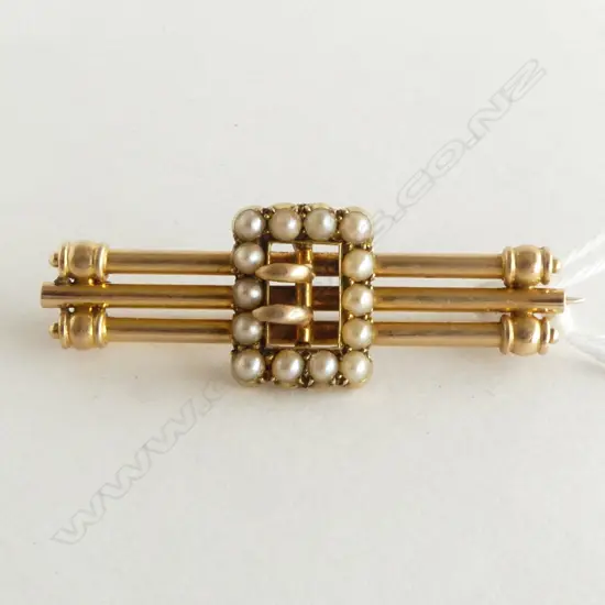 15ct GOLD BROOCH, 3.8 gms