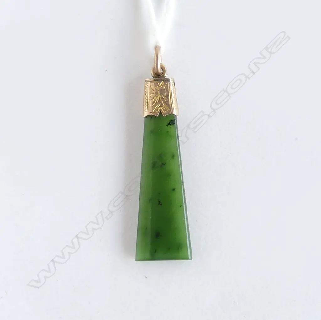 9CT MOUNTED GREENSTONE PENDANT L.40mm Image 1++