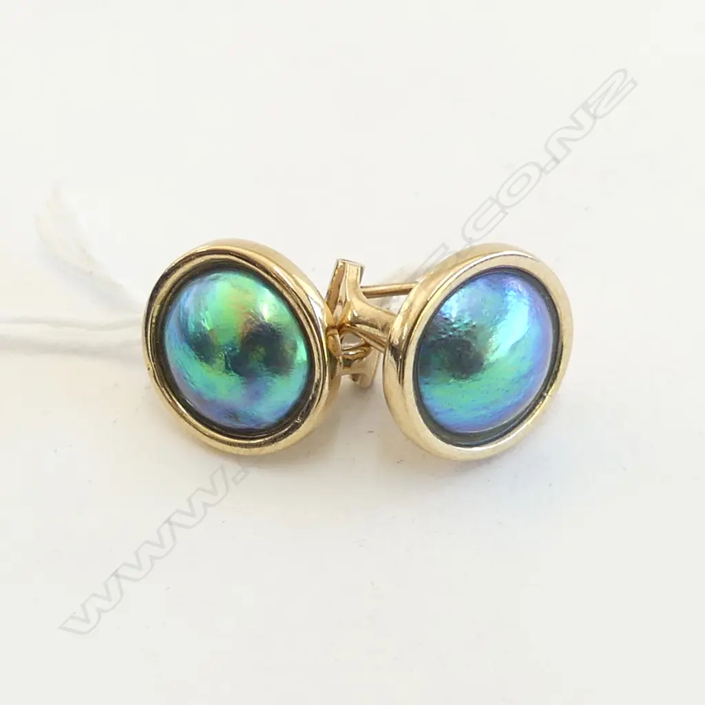 9ct YELLOW GOLD & PAUA PEARL PR EARRINGS 4.5gms  by Jewellers Bench Image 1++