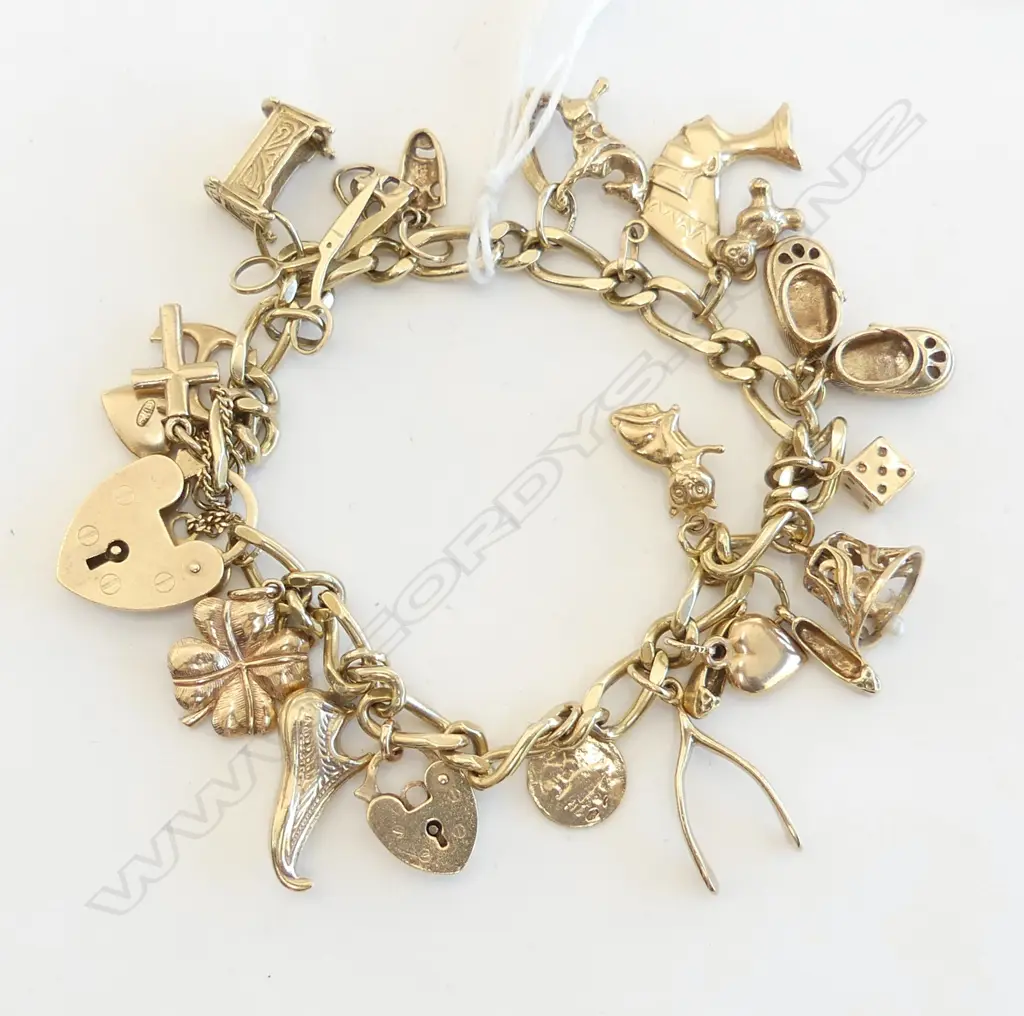 9ct YELLOW GOLD CHARM BRACELET, w 20 CHARMS, L.180mm, 31gms Image 1++