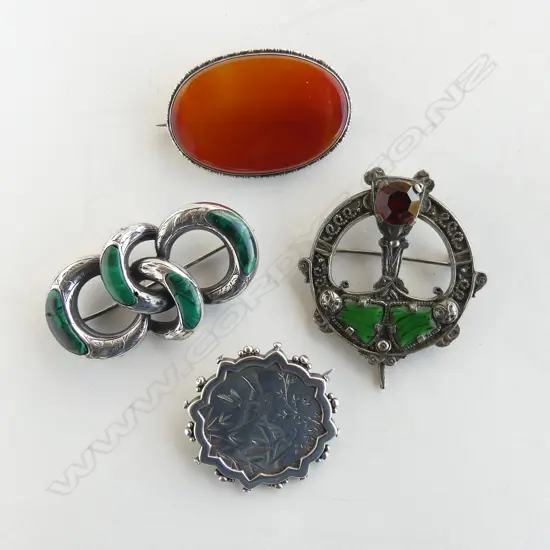 4 BROOCHES, AGATE, CELTIC, VICTORIAN W.55mm