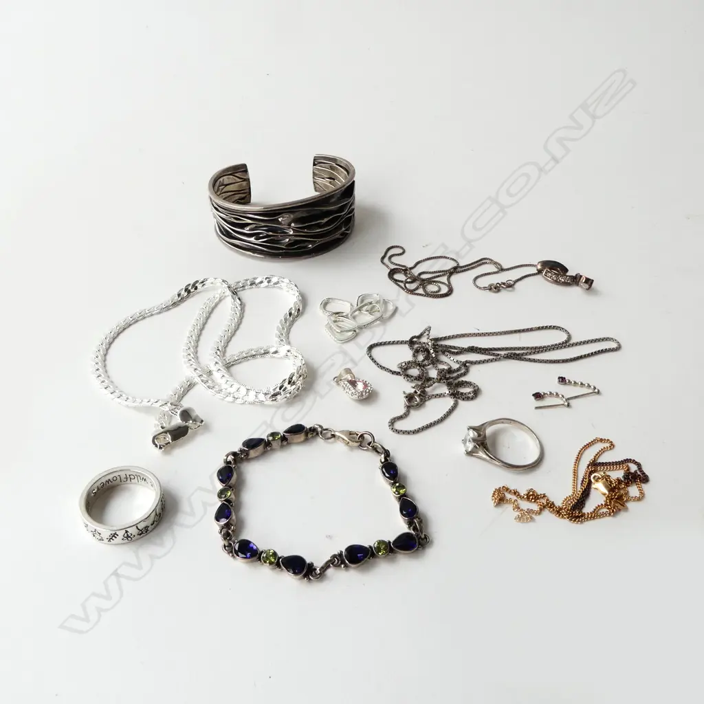 ASST. STG JEWELLERY Image 1++