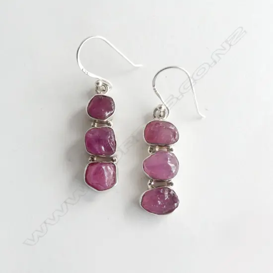 PR SILVER SET TOURMALINE ROCK EARRINGS (NEW)