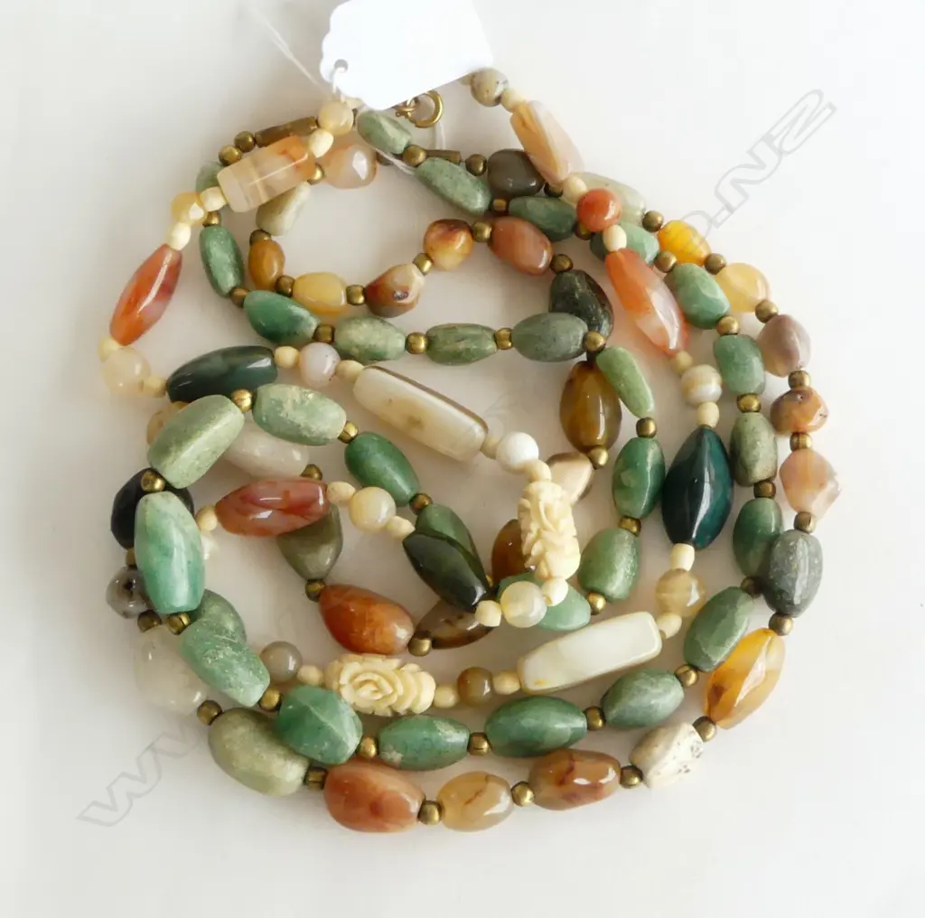 3 SEMI PRECIOUS STONE NECKLACES Image 1++