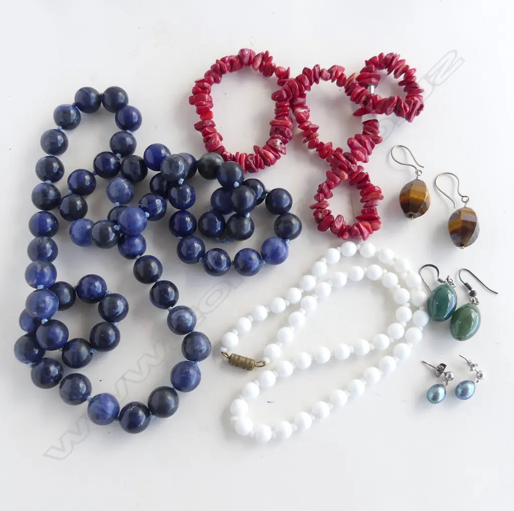 3 NECKLACES + 3 PRS EARRINGS Image 1++