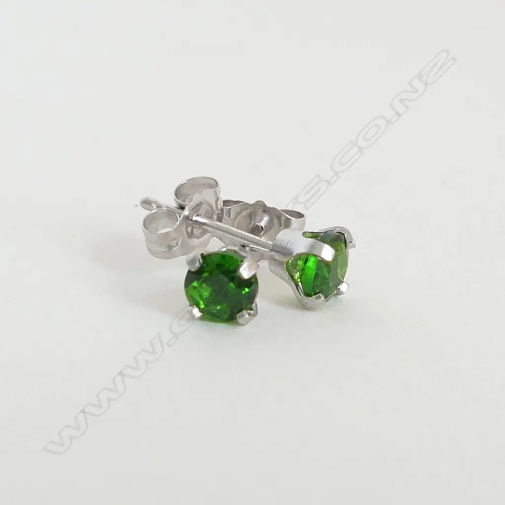 14CT WHITE GOLD AND CHROME DROPSIDE STUD EARRINGS Image 1++