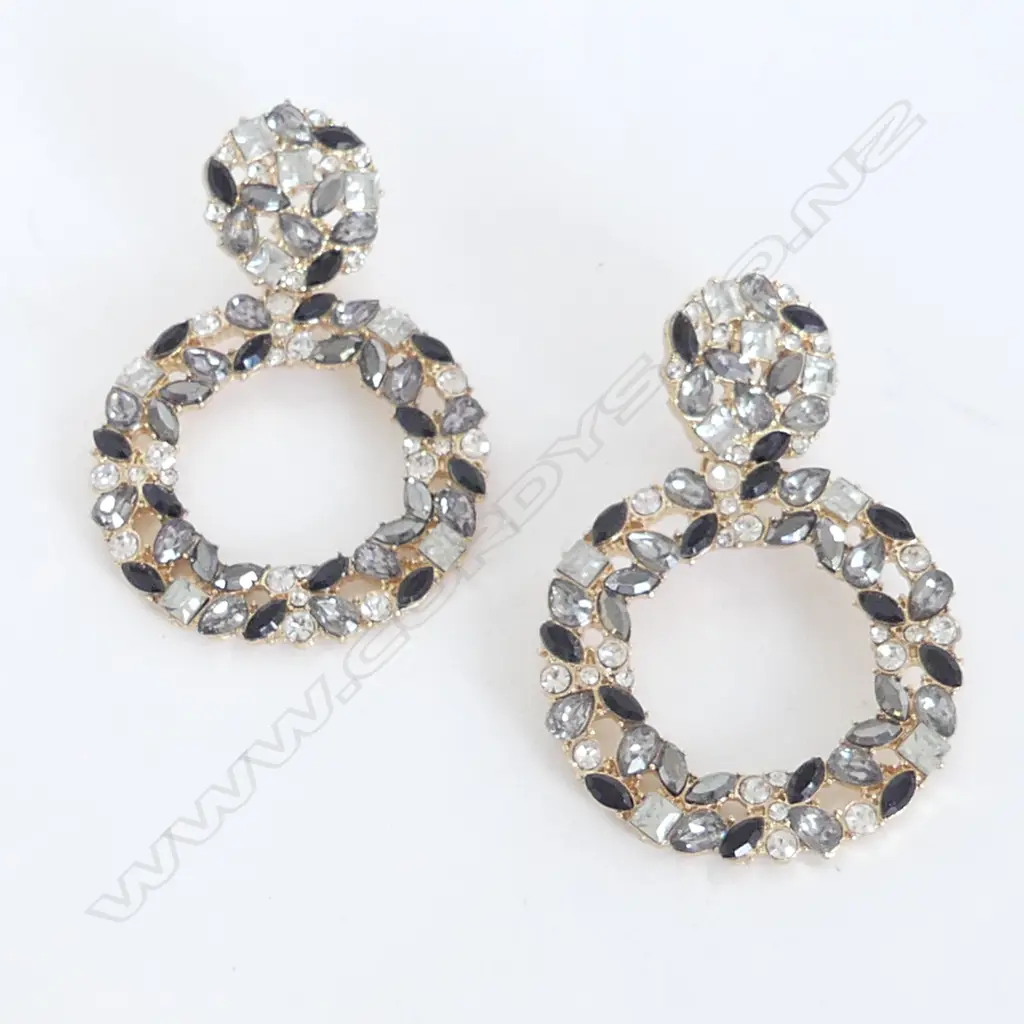 PAIR COSTUME EARINGS DROP 65mm Image 1++