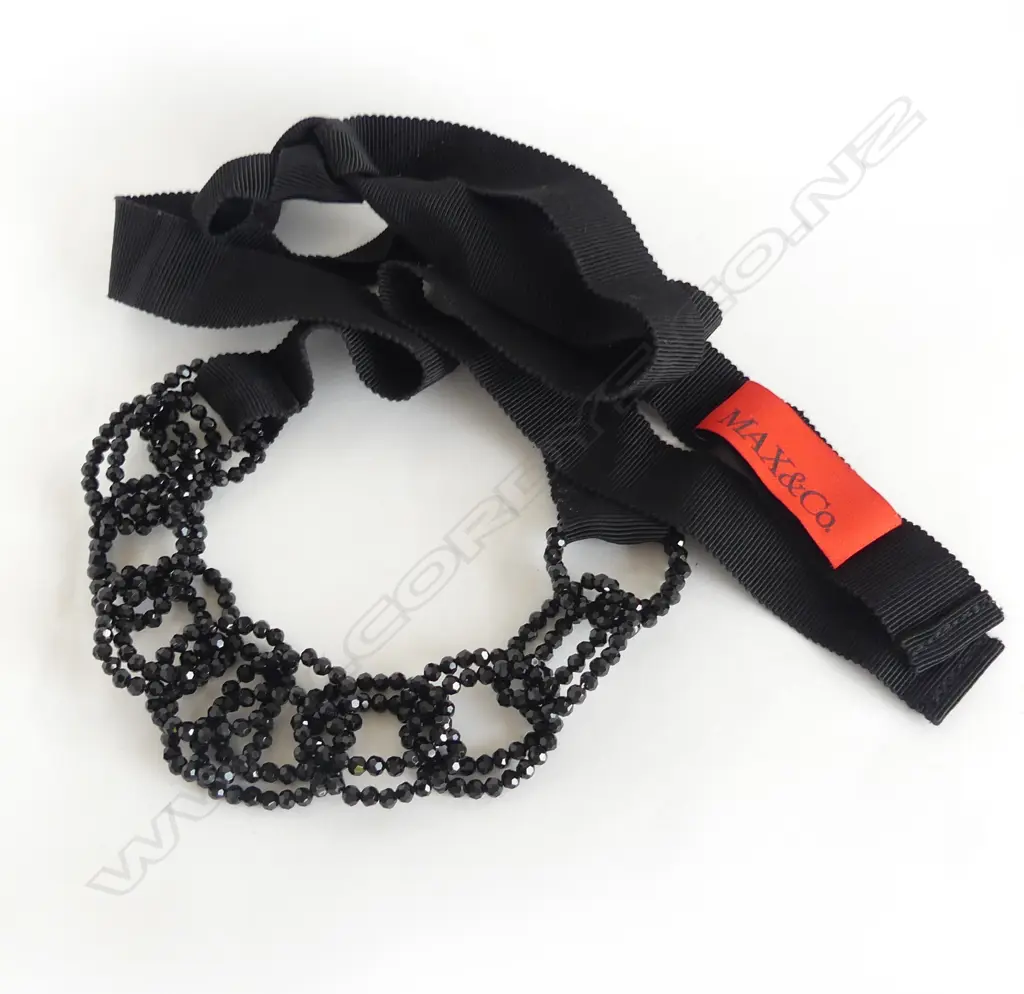 MAX & CO (MAX MARA)  BEADED AND CROSGRAIN RIBBON BLT /NECKLACE   L 760MM Image 1++